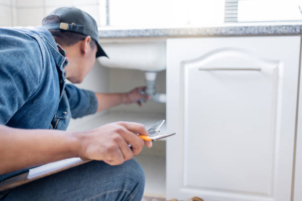 Best Clogged Drain Plumber  in Elkhart Lake, WI